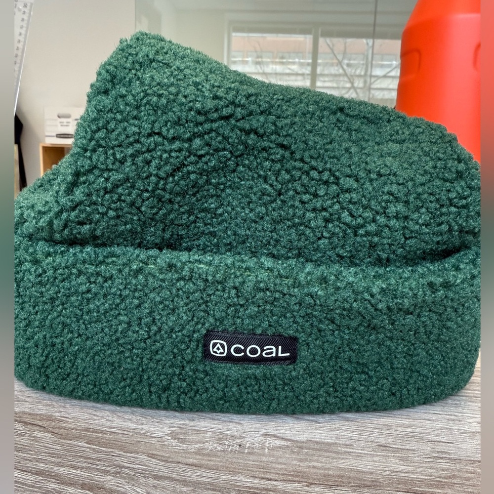 Coal Green Fleece Beanie “Aurora”